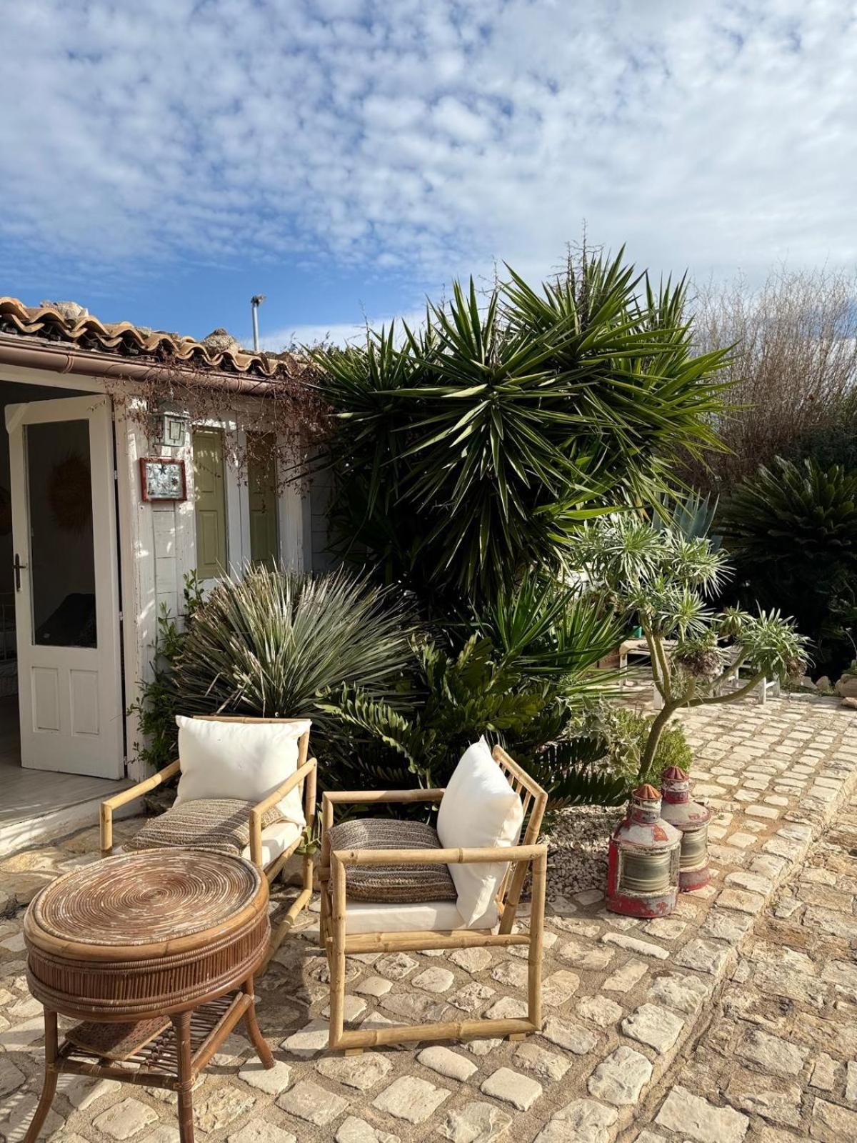 Bed and Breakfast Poggio Bellavista Sampieri Exterior foto